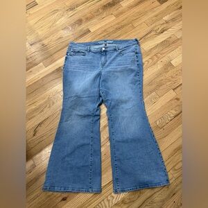 Torrid Luxe Perfect Super Flare Vintage Stretch Women’s Size 22R Blue EUC